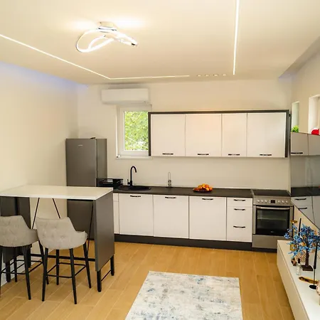Pik Villa